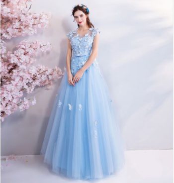 ชุดราตรียาวออกงานกลางคืน สีฟ้า คอกลม แขนสั้น