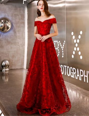 ชุดราตรียาวออกงานกลางคืน สีแดง ปาดไหล่