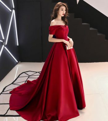 ชุดราตรียาวออกงานกลางคืน สีไวน์แดง