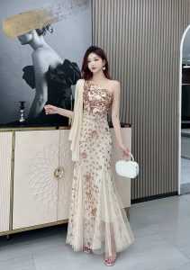 ชุดราตรียาว สีแอปริคอท ไหล่เบี่ยงเก๋ๆ