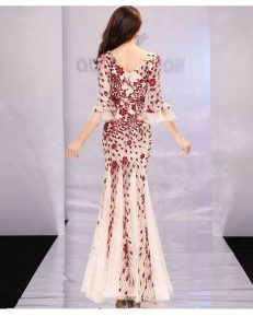 ชุดราตรียาวเข้ารูป หางปลา