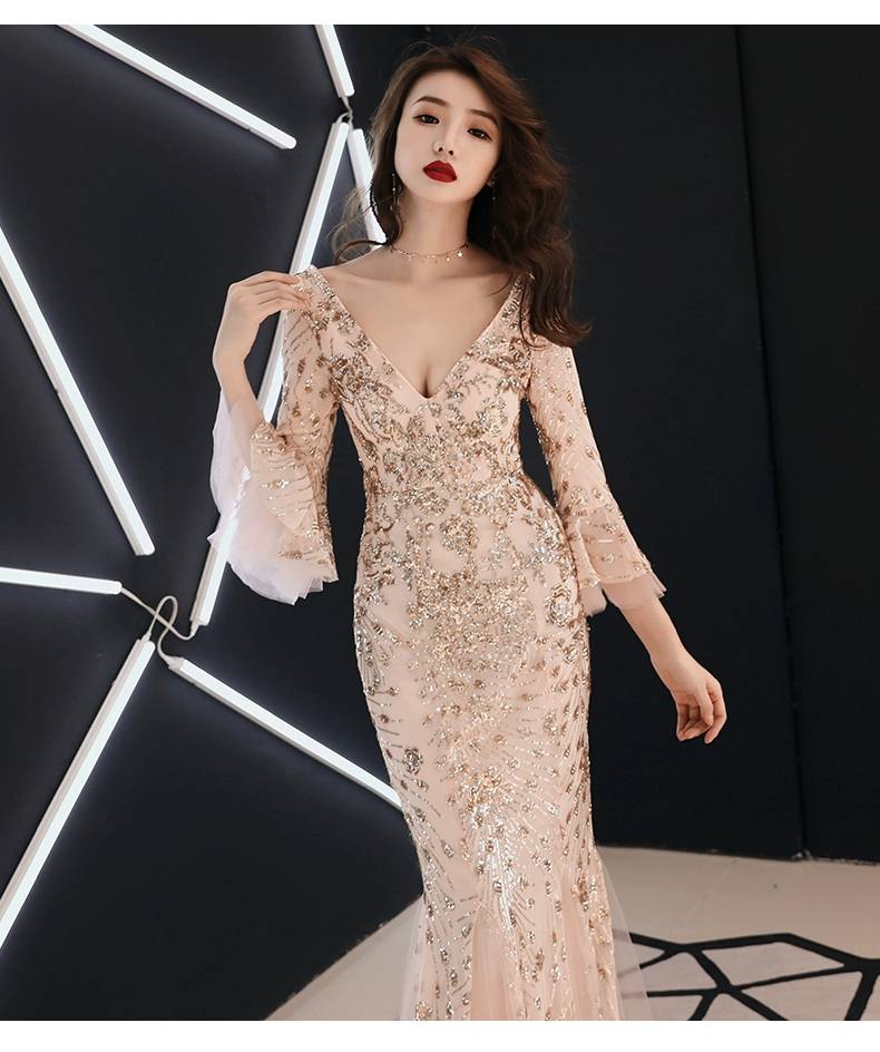 ชุดราตรียาว สีแอพริคอท เข้ารูปหางปลา